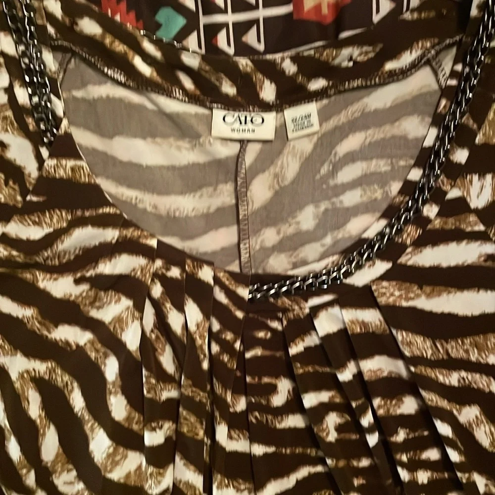 Cato animal print peasant blouse - Picture 3 of 4